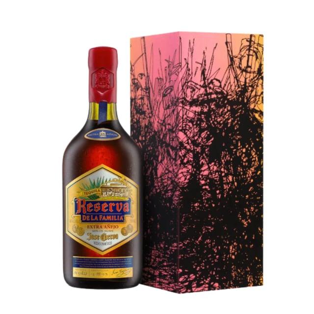 Jose cuervo reserva de la familia extra anejo 70cl